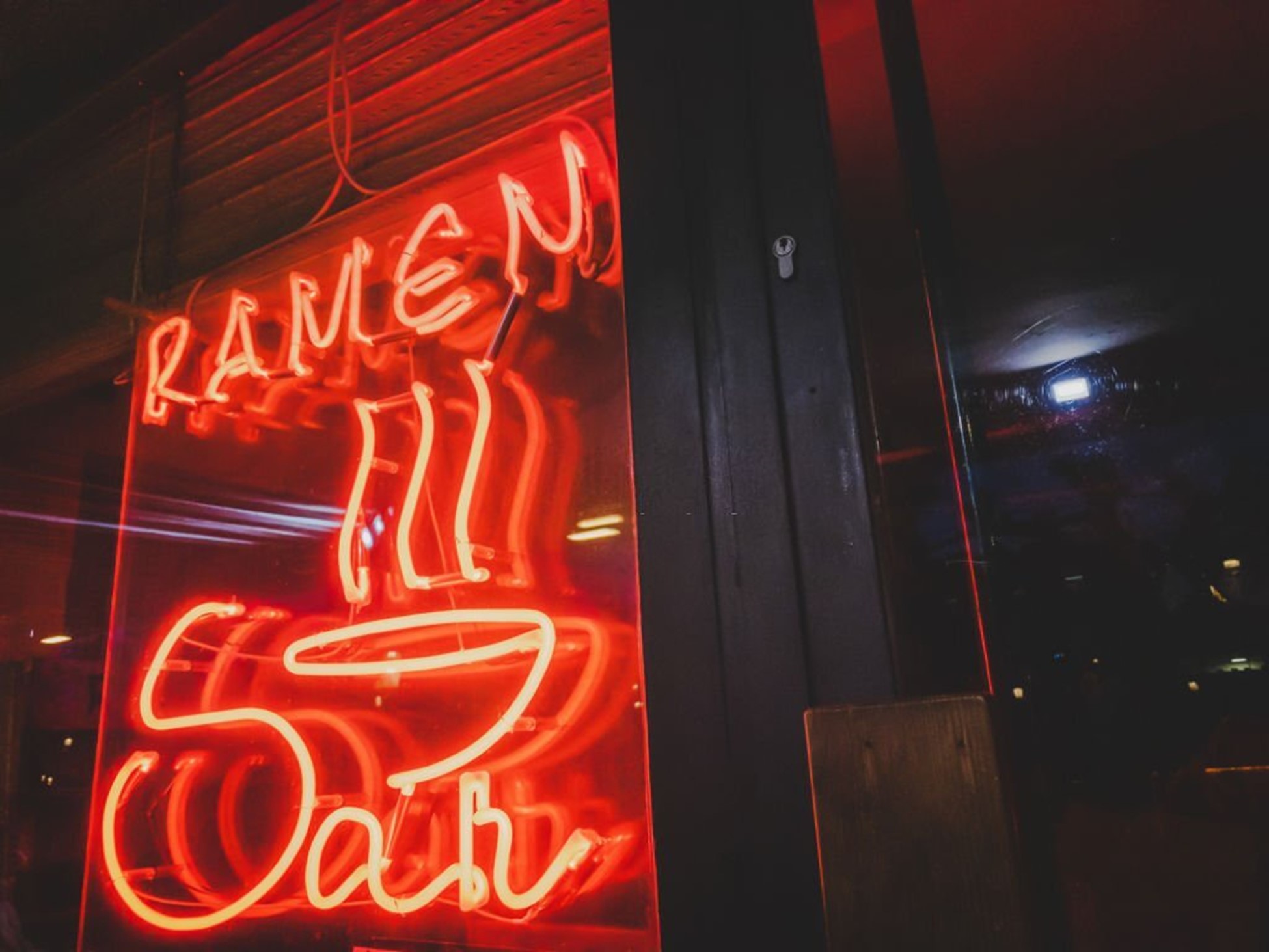Reason Why You Should Choose LED Signs for Your Storefront